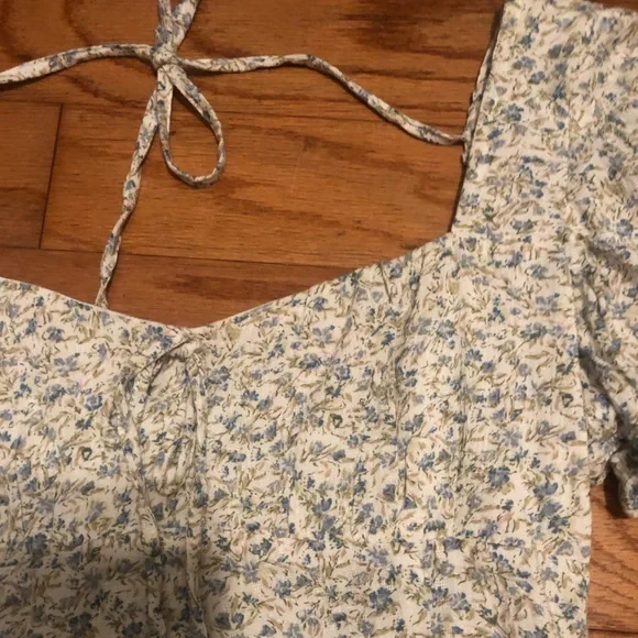 American Eagle floral blue blouse Size Medium coquette brandy melville inspired - Picture 3 of 7